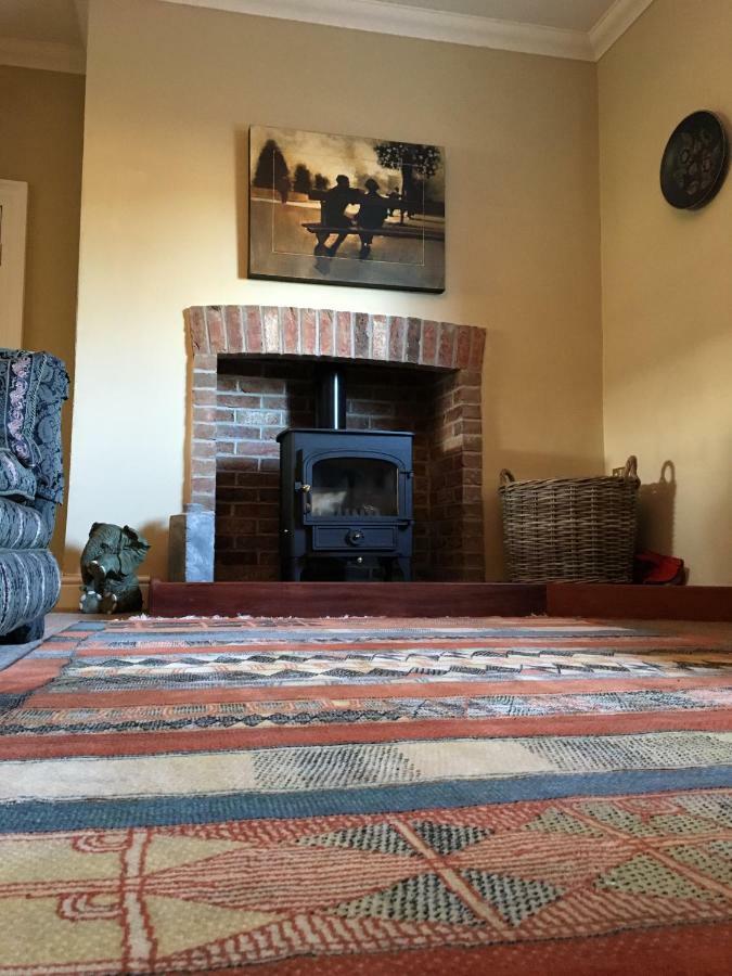 Ty Llwyd Bed & Breakfast Treffynnon Exterior photo